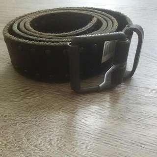 (Category: ) located in . Submitted by wearware (Listing ID 17766862, Image 1). Description: .