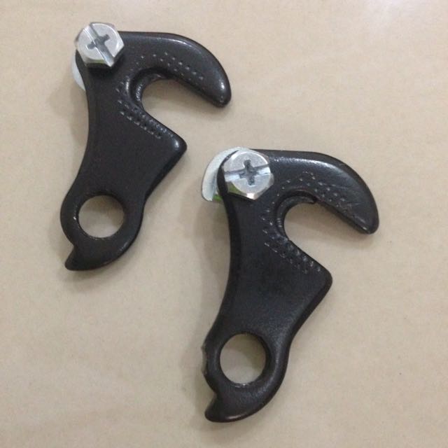 derailleur hanger price