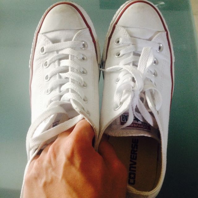 Women's 8 in mens converse top