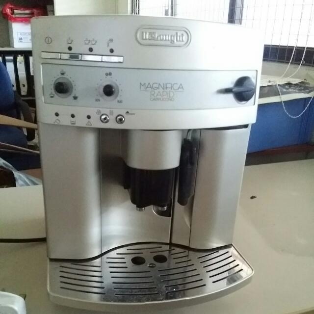 Magnifica Rapid Cappuccino - Delonghi 