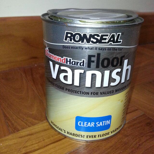 Ronseal Diamond Hard Timber Floor Varnish In Clear Satin Finish