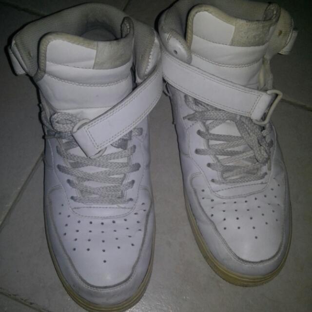 Beat Up Nike Air Force 1 Mids, Men's Fashion, Footwear, Sneakers on ...