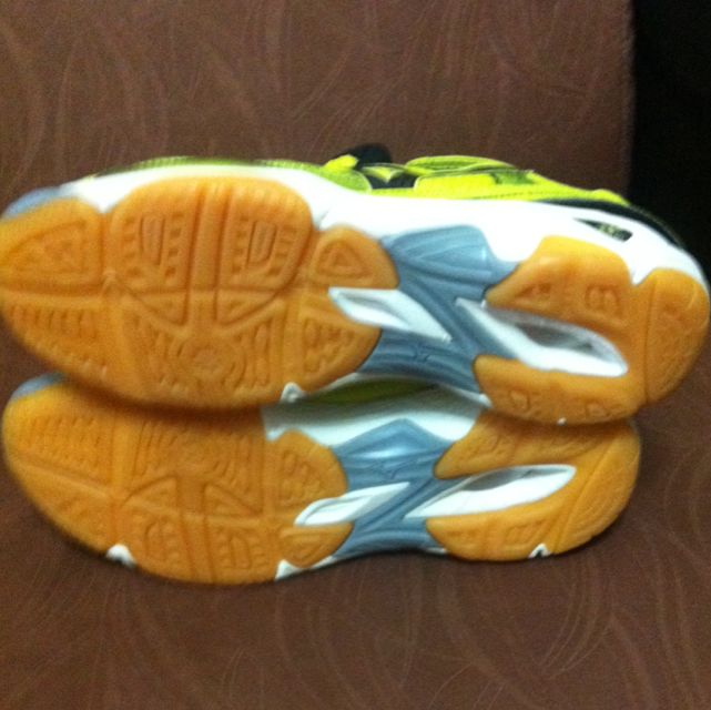 mizuno wave twister 2 brown