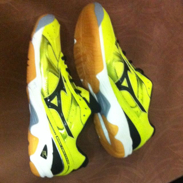 mizuno wave twister 2 yellow