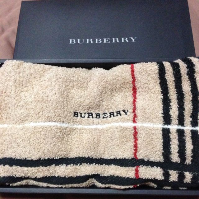 Burberry Sports Towel/face Towel/hand Towel, Health & Nutrition, Face Masks  & Face Shields on Carousell