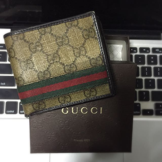 gucci wallet classic