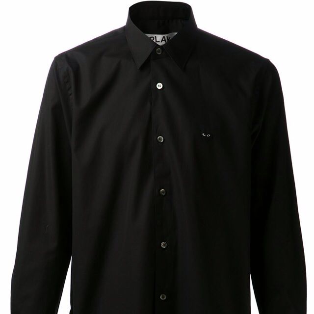 cdg play black shirt