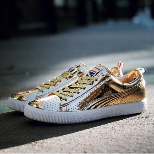 Puma clyde x undefeated discount