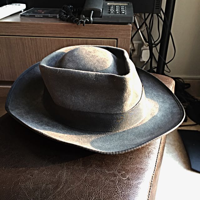 Vintage hotsell akubra hats
