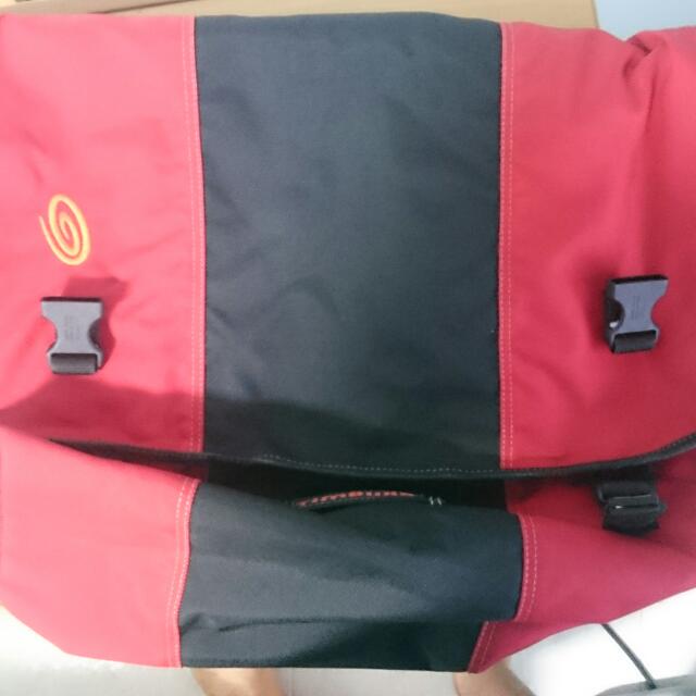 Timbuk2 Classic Messenger Bag Large Men S Fashion On Carousell Timbuk2 Classic Messenger Bag Large Men S Fashion On Carousell