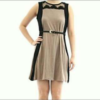 Paneled Lace Dress #Betul2Free