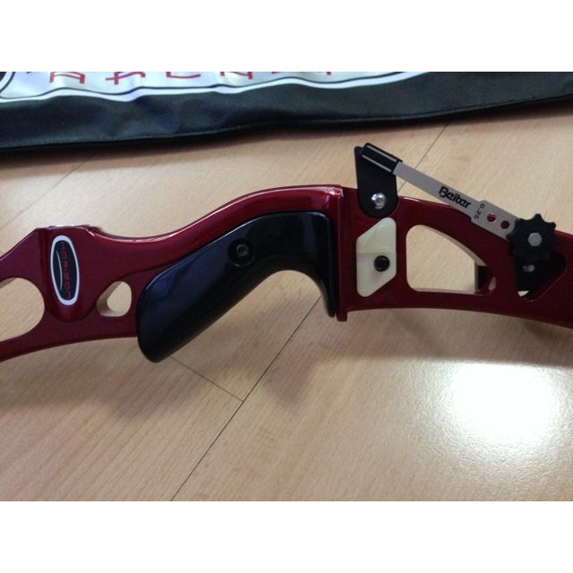 Hoyt Horizon Riser (PENDING), Sports Equipment, Bicycles & Parts, Parts