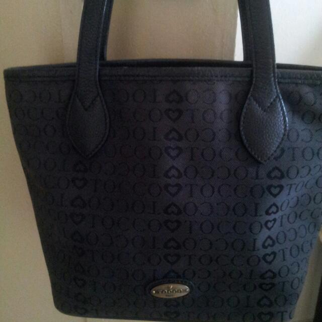 TOCCO Authentic Bag (Category: Bags & Wallets) located in Kuala Lumpur. Submitted by iwilla (Listing ID 18482049, Image 1). Description: .