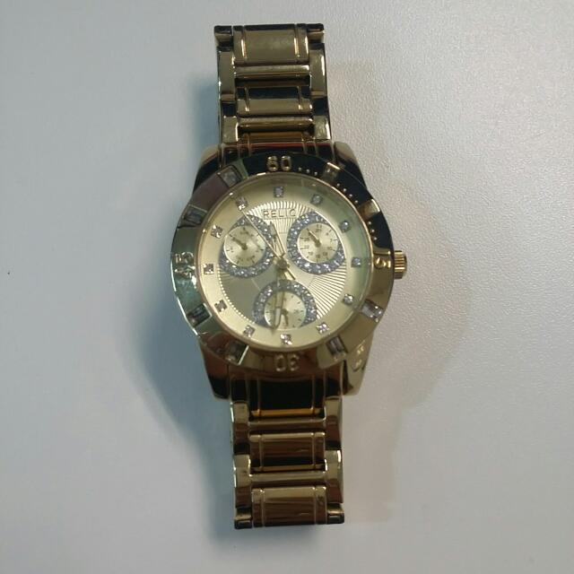 Relic By Fossil Beth Gold Tone Crystal Women s Watch ZR15681 BFS Mobile Phones Gadgets Wearables Smart Watches on Carousell