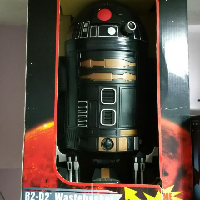 スター・ウォーズ　R2-D2 WASTEBASKET Star Wars R2-D2 Wastebasket Dust Box Trash Can Figure 24 x