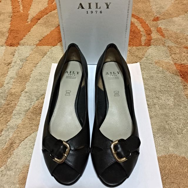 Leather Shoes By Aily 1976, Women�s Fashion, Footwear