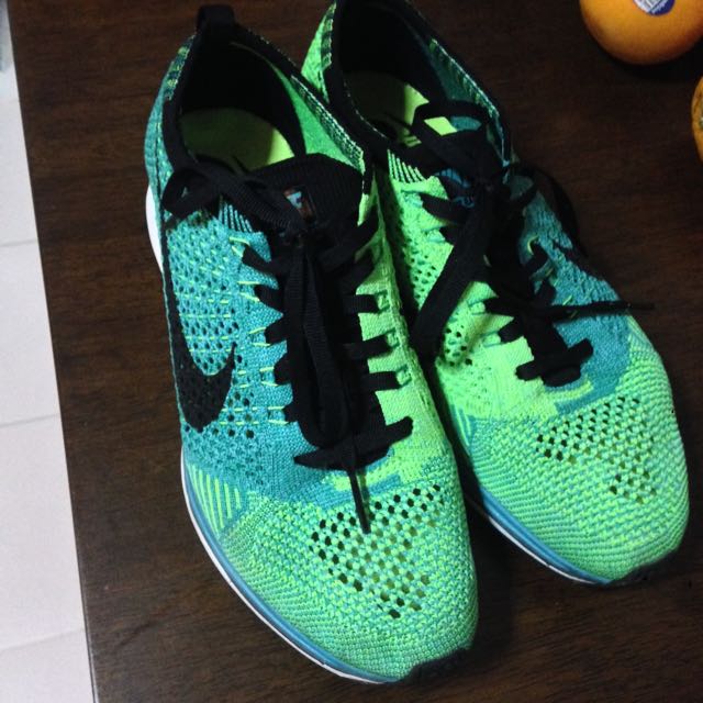flyknit racer lucid green