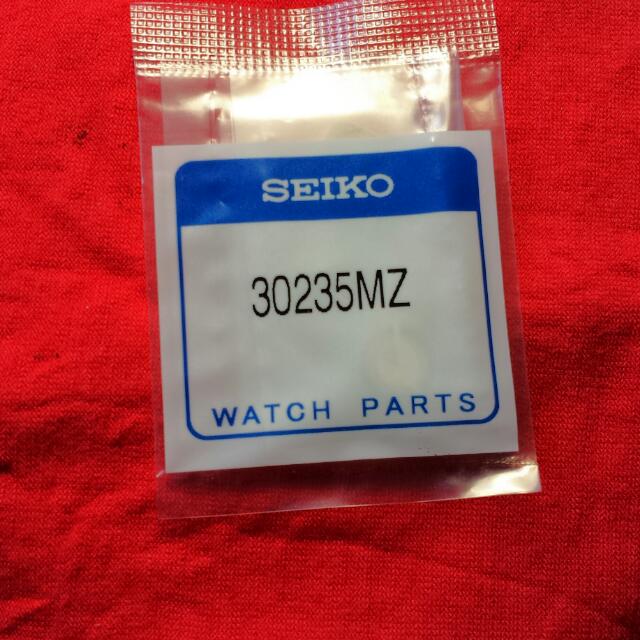 Seiko Kinetic Capacitor Replacement, Everything Else on Carousell