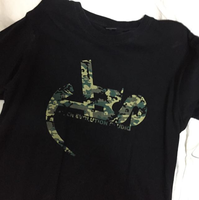 Alien Evolution Studio Camp Logo Tee Men S Fashion On Carousell