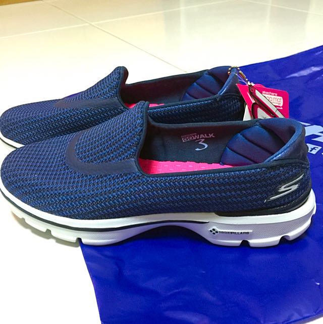 Skechers GO WALK 3 With Goga Mat Technology Women s Fashion