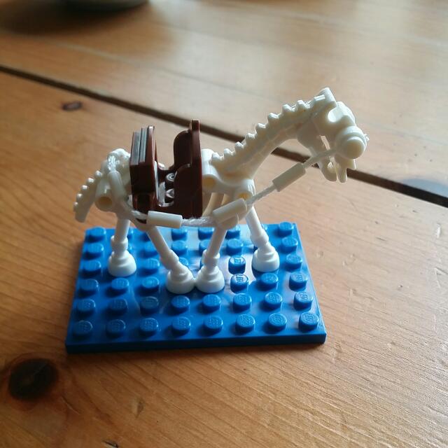 Lego skeleton horse hotsell set