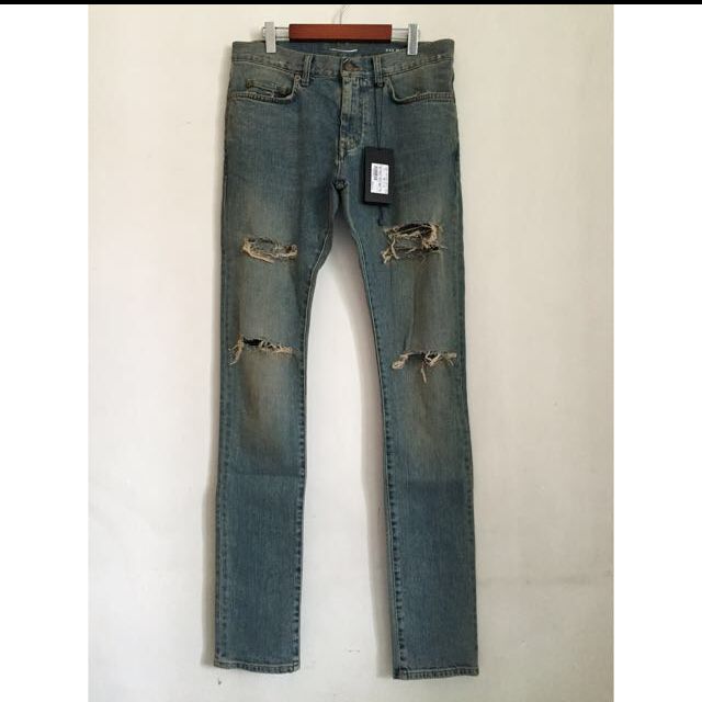 slp destroyed jeans