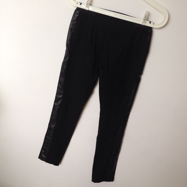 leather jeggings, Women's Fashion, Bottoms, Jeans & Leggings on Carousell