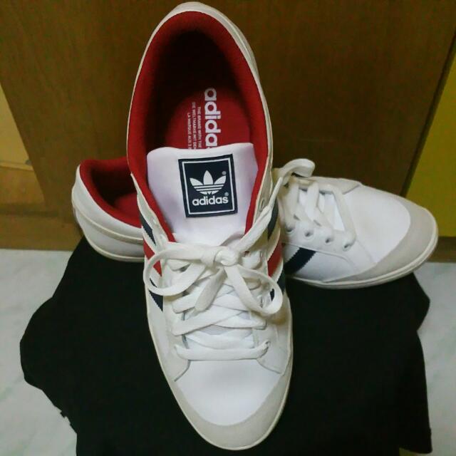 BN Authentic Adidas Trainers - White 