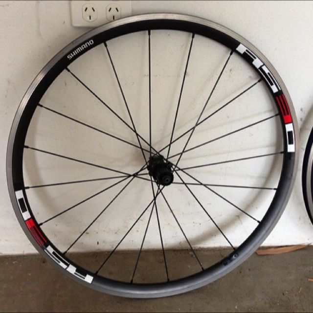 shimano rs30 wheels