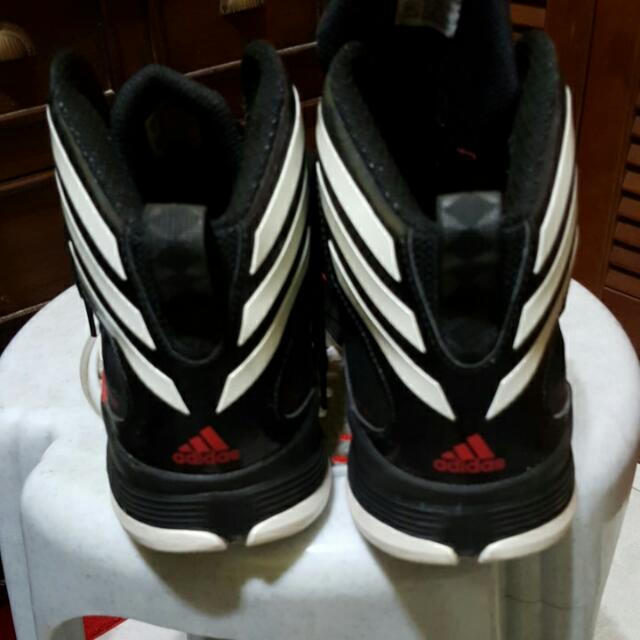 adidas basketball shoes size 10
