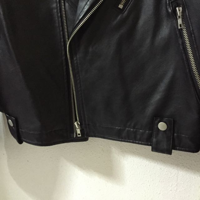 Preloved Black PVC Biker Jacket Women s Fashion Coats Jackets