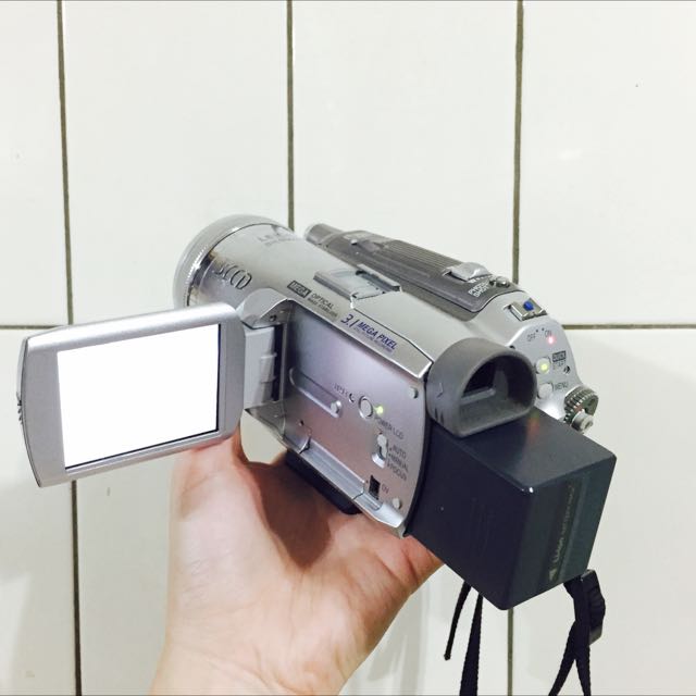 Panasonic國際牌NVGS250數位攝錄放影機, 家具及居家用品, 安全及門鎖 , 安全系統及閉路電視在旋轉拍賣