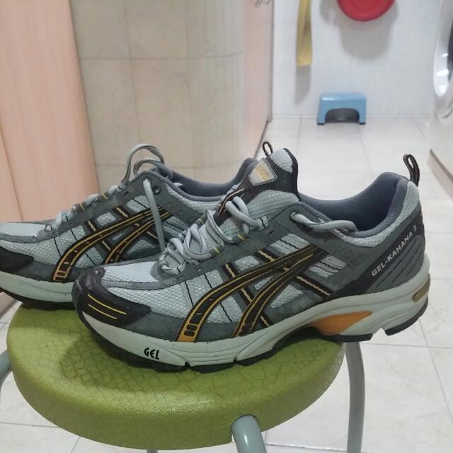Asics sample sale outlet