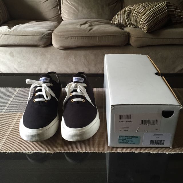 Maison kitsune canvas sneakers 2025