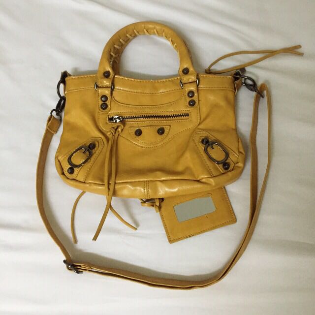 balenciaga mini sling bag