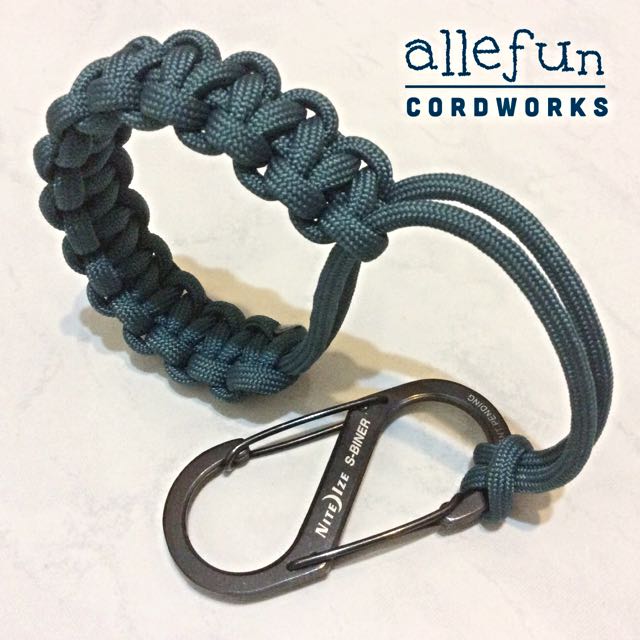 Paracord YoYo Holder, Hobbies & Toys, Toys & Games on Carousell