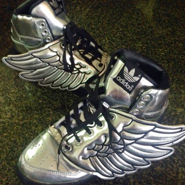 adidas js wings batman