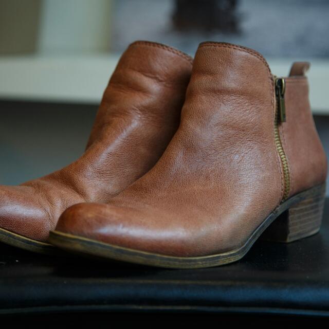 lucky brand toffee booties