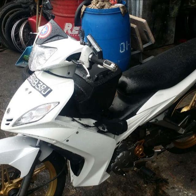 (Category: ) located in . Submitted by exclusiverefines (Listing ID 19578910, Image 1). Description: .