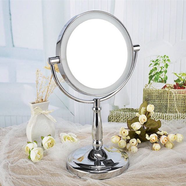 ring light vanity mirror