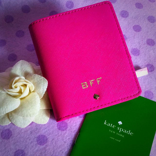 New Kate Spade Small Stacy Leather Wallet - BFF Monogram - Wedding Belles -  Snap Dragon Hot Pink, Luxury on Carousell