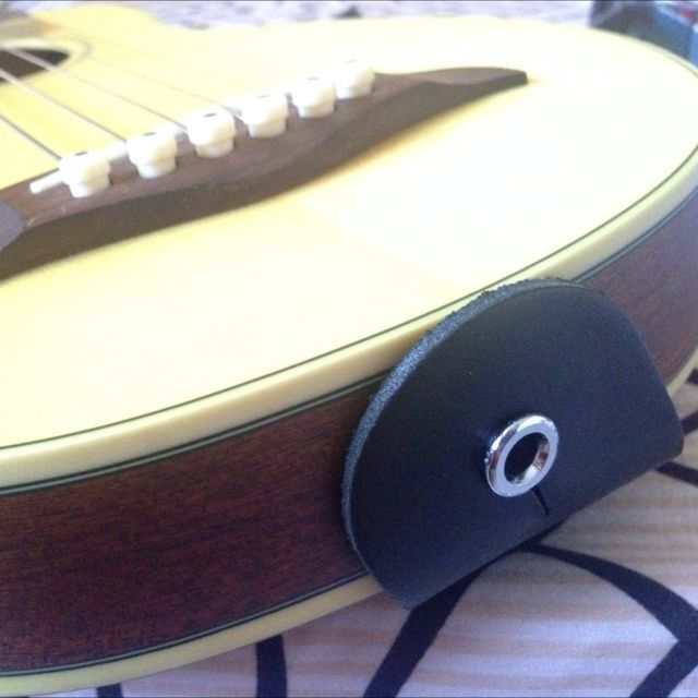 Washburn Rover Travel Guitar With Pickup Installed, Hobbies & Toys