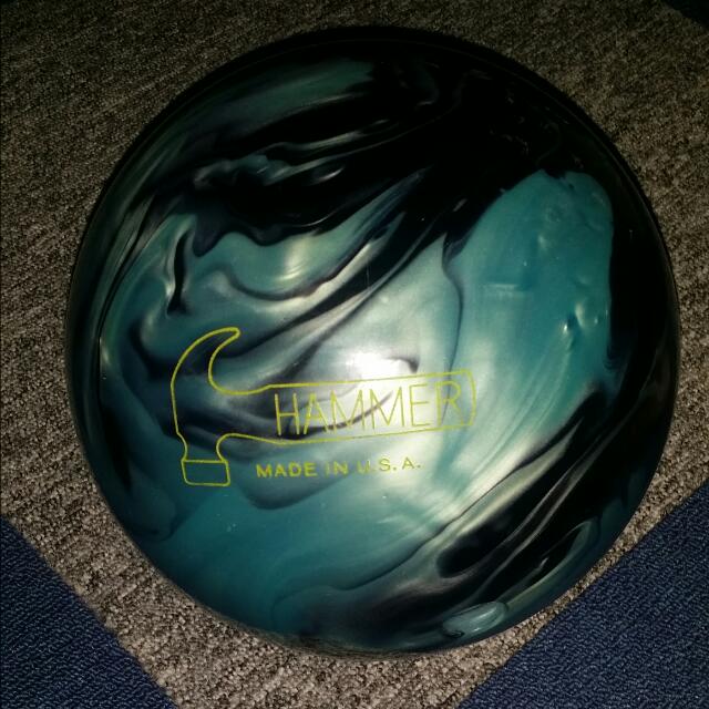 Used Bowling Ball, Sports Equipment, Sports & Games, Billiards