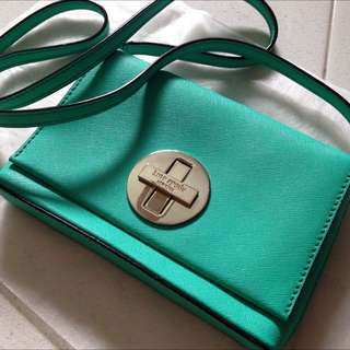 (Category: ) located in . Submitted by clzx (Listing ID 19884524, Image 1). Description: .