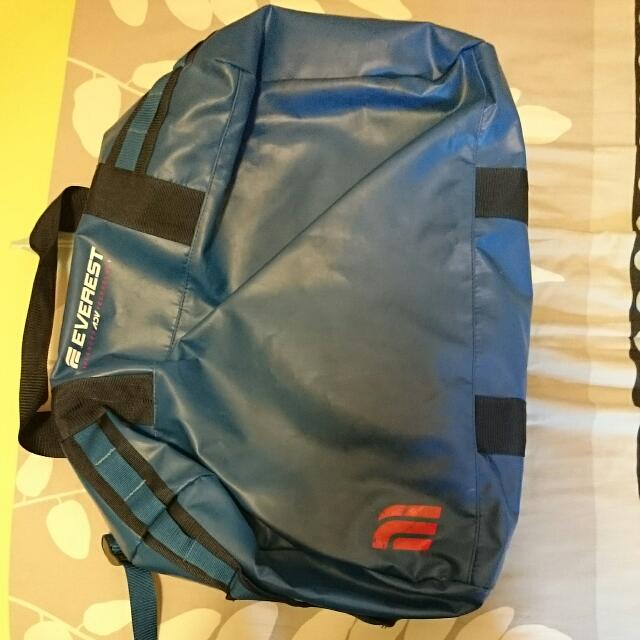 Everest hot sale 40l backpack