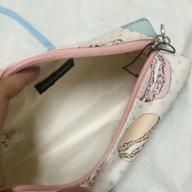 make up case (Category: Stationery & School Supplies) located in Kuala Lumpur. Submitted by narfdya (Listing ID 19997003, Image 2). Description: .