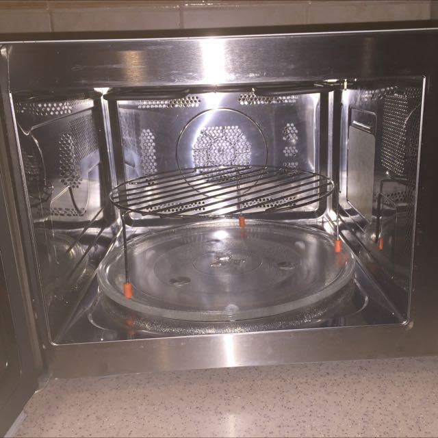 Sanyo Microwave EMC6786V with Convection and Grill, TV & Home