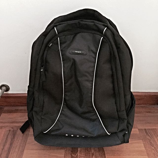 Targus incognito backpack store