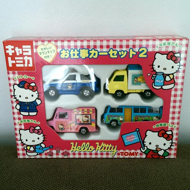 tomica hello kitty car