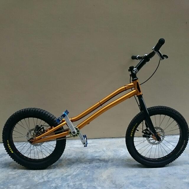 Bionic Br-5 Trials Bike, Sports 